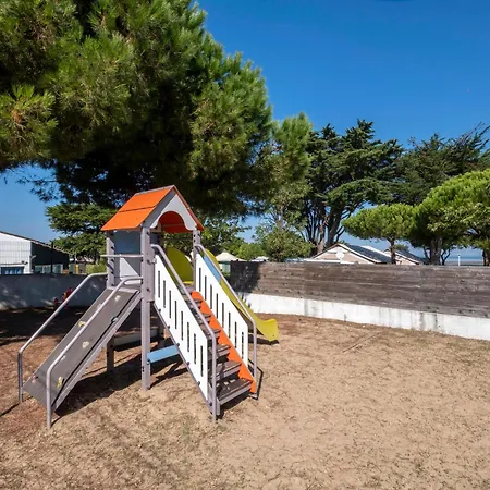 Le Platin La Redoute 캠프장 *