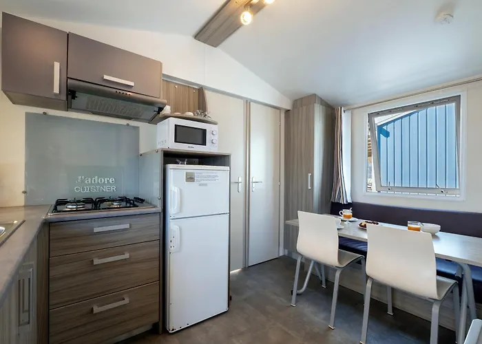 Κάμπινγκ Le Platin La Redoute Rivedoux-Plage